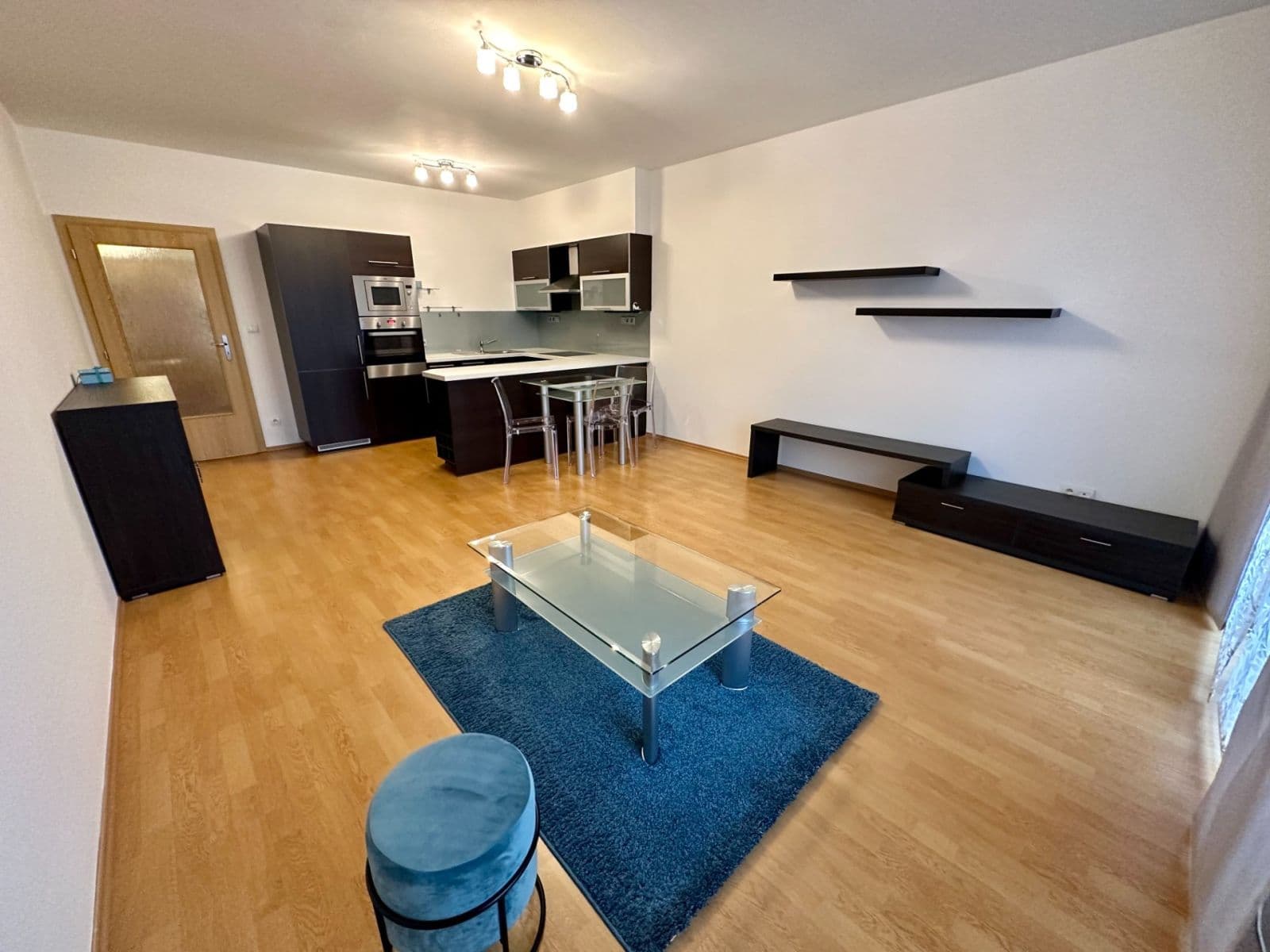 Prenájom bytu 2-izbový 73 m², Panuškova, Praha, Praha Prenájom bytu 2-izbový 73 m², Panuškova, Praha, Praha