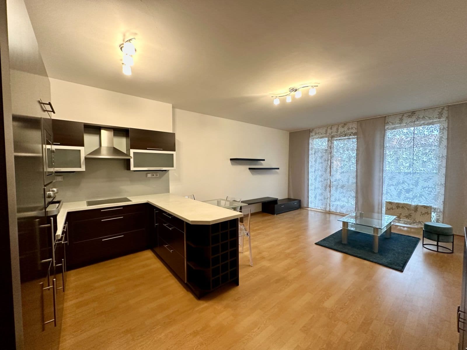 Prenájom bytu 2-izbový 73 m², Panuškova, Praha, Praha Prenájom bytu 2-izbový 73 m², Panuškova, Praha, Praha