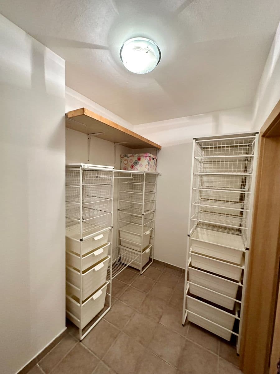 Prenájom bytu 2-izbový 73 m², Panuškova, Praha, Praha Prenájom bytu 2-izbový 73 m², Panuškova, Praha, Praha