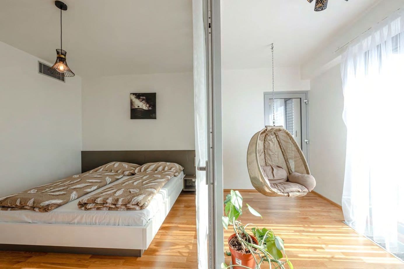 Prenájom bytu 4-izbový 132 m², Olšanská, Praha, Praha Prenájom bytu 4-izbový 132 m², Olšanská, Praha, Praha