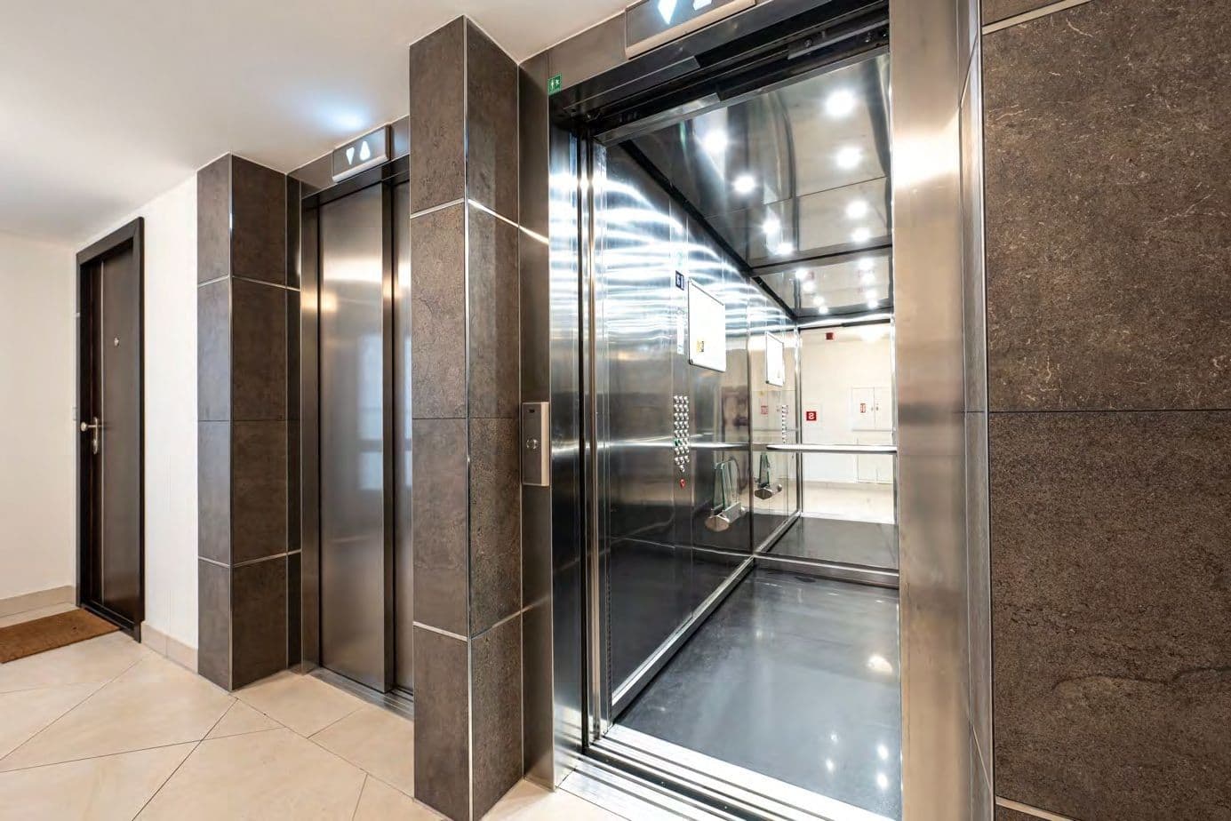 Prenájom bytu 4-izbový 132 m², Olšanská, Praha, Praha Prenájom bytu 4-izbový 132 m², Olšanská, Praha, Praha