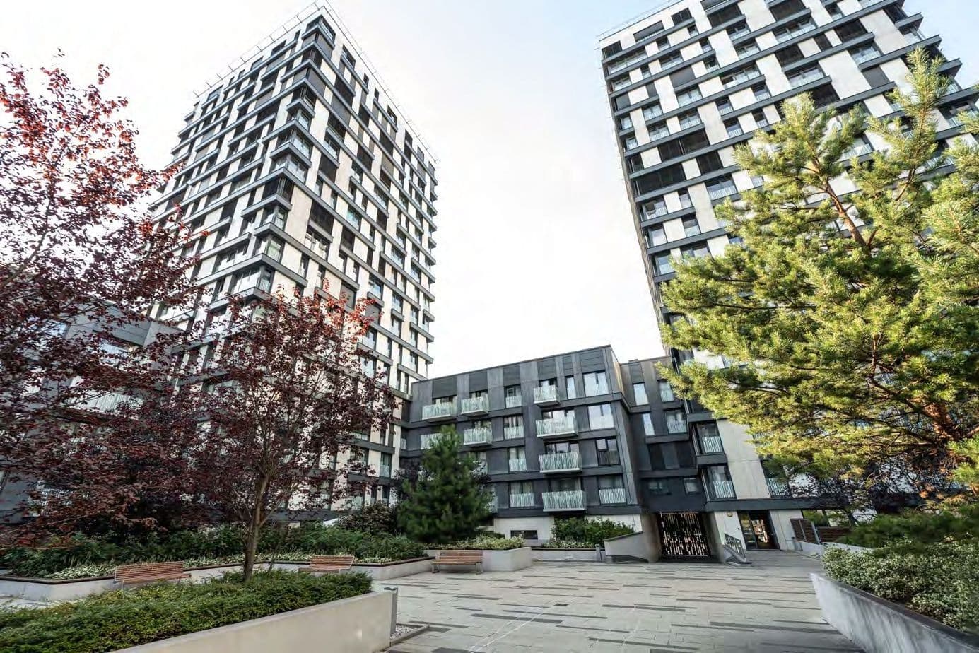 Prenájom bytu 4-izbový 132 m², Olšanská, Praha, Praha Prenájom bytu 4-izbový 132 m², Olšanská, Praha, Praha
