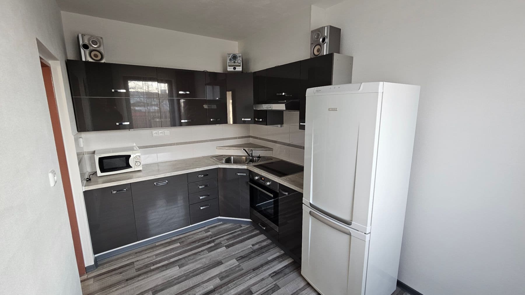 Prenájom kancelárie 55 m², V Padolině, Praha, Praha Prenájom kancelárie 55 m², V Padolině, Praha, Praha