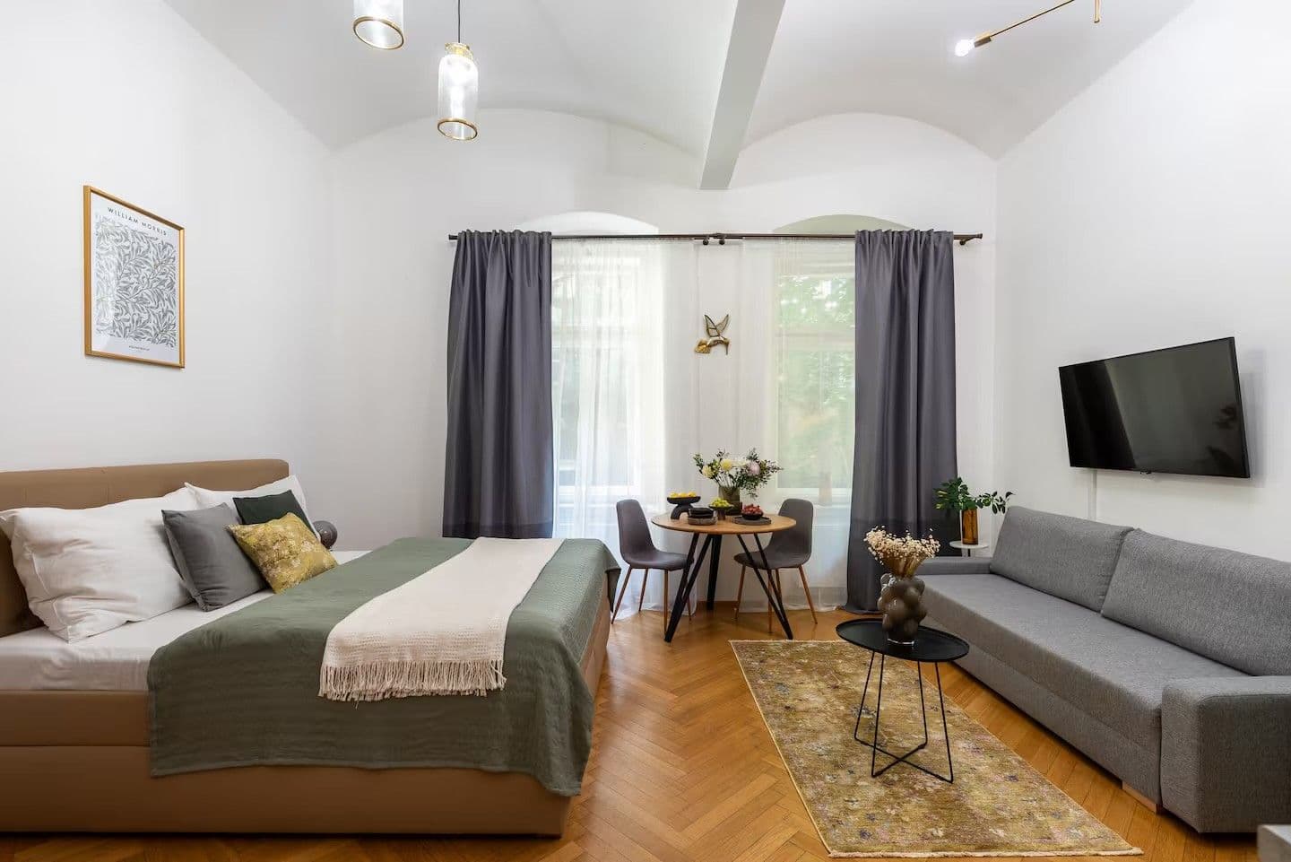 Prenájom bytu 1-izbový 37 m², Všehrdova, Praha, Praha Prenájom bytu 1-izbový 37 m², Všehrdova, Praha, Praha