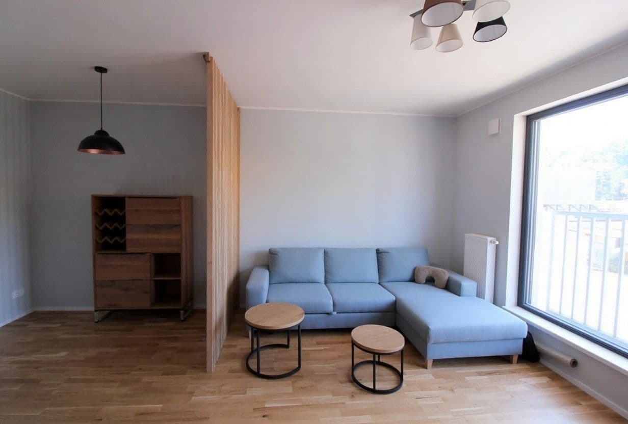 Prenájom bytu 1-izbový 36 m², Plzeňská, Praha, Praha Prenájom bytu 1-izbový 36 m², Plzeňská, Praha, Praha