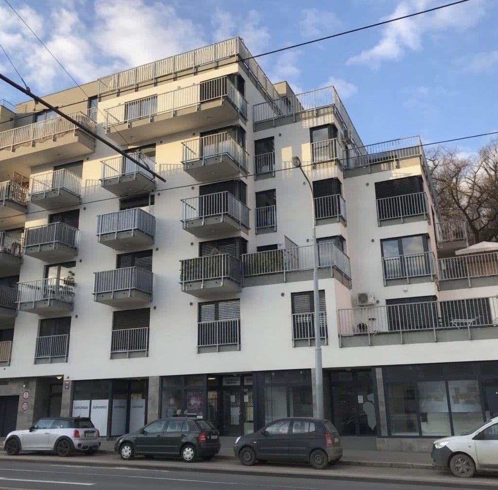 Prenájom bytu 1-izbový 36 m², Plzeňská, Praha, Praha Prenájom bytu 1-izbový 36 m², Plzeňská, Praha, Praha