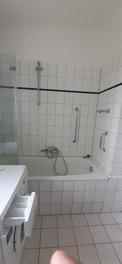 Prenájom bytu 3-izbový 58 m², Hohenzollernstr.5, Duissern, Severné Porýnie - Westfálsko Prenájom bytu 3-izbový 58 m², Hohenzollernstr.5, Duissern, Severné Porýnie - Westfálsko