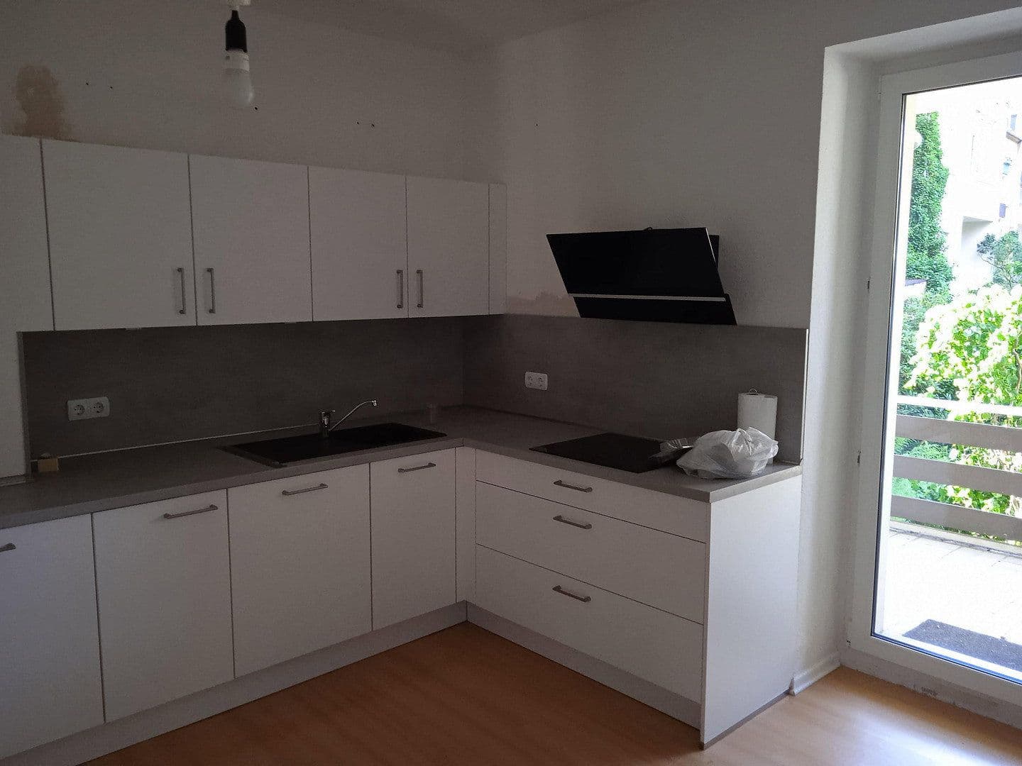 Prenájom bytu 3-izbový 58 m², Hohenzollernstr.5, Duissern, Severné Porýnie - Westfálsko Prenájom bytu 3-izbový 58 m², Hohenzollernstr.5, Duissern, Severné Porýnie - Westfálsko