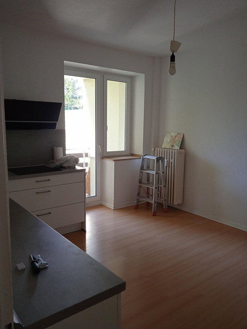 Prenájom bytu 3-izbový 58 m², Hohenzollernstr.5, Duissern, Severné Porýnie - Westfálsko Prenájom bytu 3-izbový 58 m², Hohenzollernstr.5, Duissern, Severné Porýnie - Westfálsko
