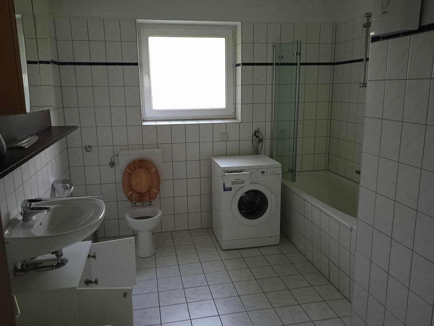 Prenájom bytu 3-izbový 58 m², Hohenzollernstr.5, Duissern, Severné Porýnie - Westfálsko Prenájom bytu 3-izbový 58 m², Hohenzollernstr.5, Duissern, Severné Porýnie - Westfálsko