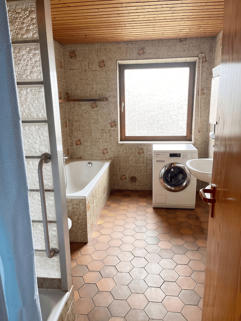 Predaj domu 279 m², pozemek 1.600 m², Haspel 13, Gleichen, Dolné Sasko Predaj domu 279 m², pozemek 1.600 m², Haspel 13, Gleichen, Dolné Sasko