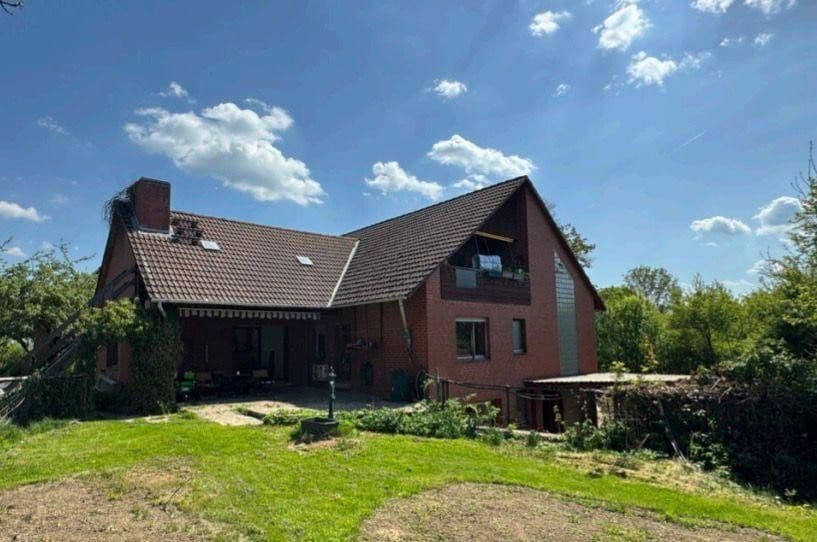 Predaj domu 279 m², pozemek 1.600 m², Haspel 13, Gleichen, Dolné Sasko Predaj domu 279 m², pozemek 1.600 m², Haspel 13, Gleichen, Dolné Sasko