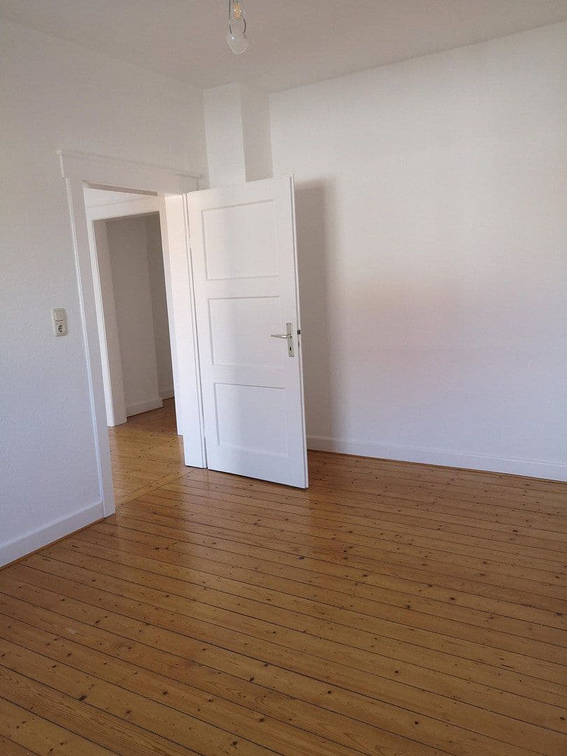 Prenájom bytu 3-izbový 65 m², Pfalzstraße 00, Bad Kreuznach, Porýnie-Falcko Prenájom bytu 3-izbový 65 m², Pfalzstraße 00, Bad Kreuznach, Porýnie-Falcko