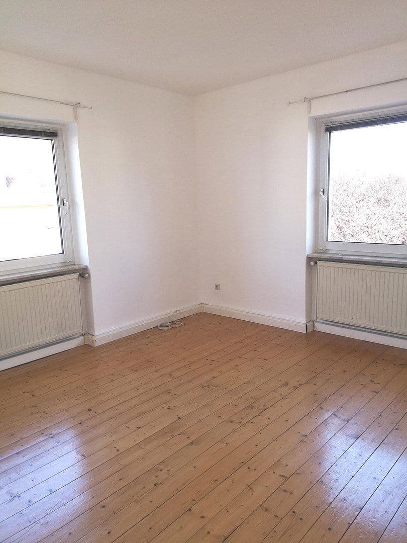 Prenájom bytu 3-izbový 65 m², Pfalzstraße 00, Bad Kreuznach, Porýnie-Falcko Prenájom bytu 3-izbový 65 m², Pfalzstraße 00, Bad Kreuznach, Porýnie-Falcko
