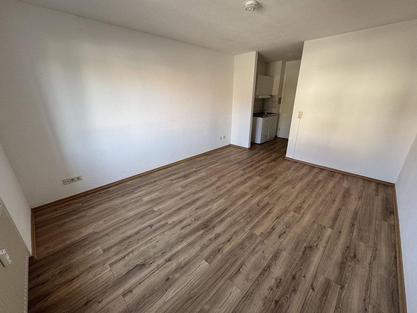 Prenájom bytu 1-izbový 23 m², Zweibrücker Straße 61, Homburg, Sársko Prenájom bytu 1-izbový 23 m², Zweibrücker Straße 61, Homburg, Sársko