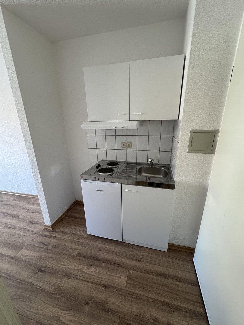 Prenájom bytu 1-izbový 23 m², Zweibrücker Straße 61, Homburg, Sársko Prenájom bytu 1-izbový 23 m², Zweibrücker Straße 61, Homburg, Sársko