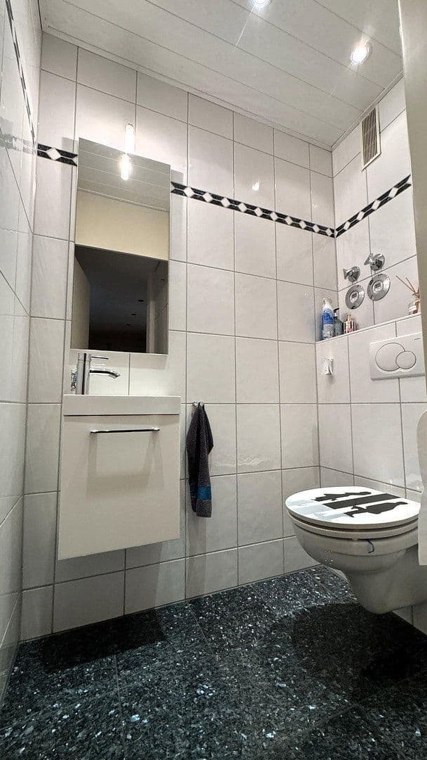 Predaj bytu 3-izbový 104 m², Ludwigshafen am Rhein, Porýnie-Falcko Predaj bytu 3-izbový 104 m², Ludwigshafen am Rhein, Porýnie-Falcko