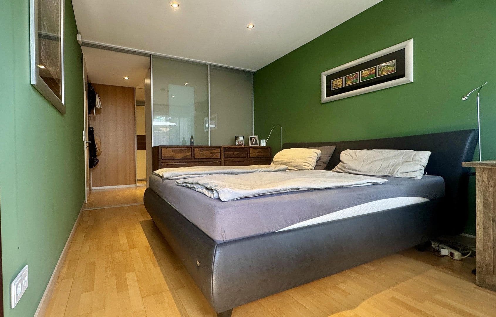 Predaj bytu 3-izbový 104 m², Ludwigshafen am Rhein, Porýnie-Falcko Predaj bytu 3-izbový 104 m², Ludwigshafen am Rhein, Porýnie-Falcko