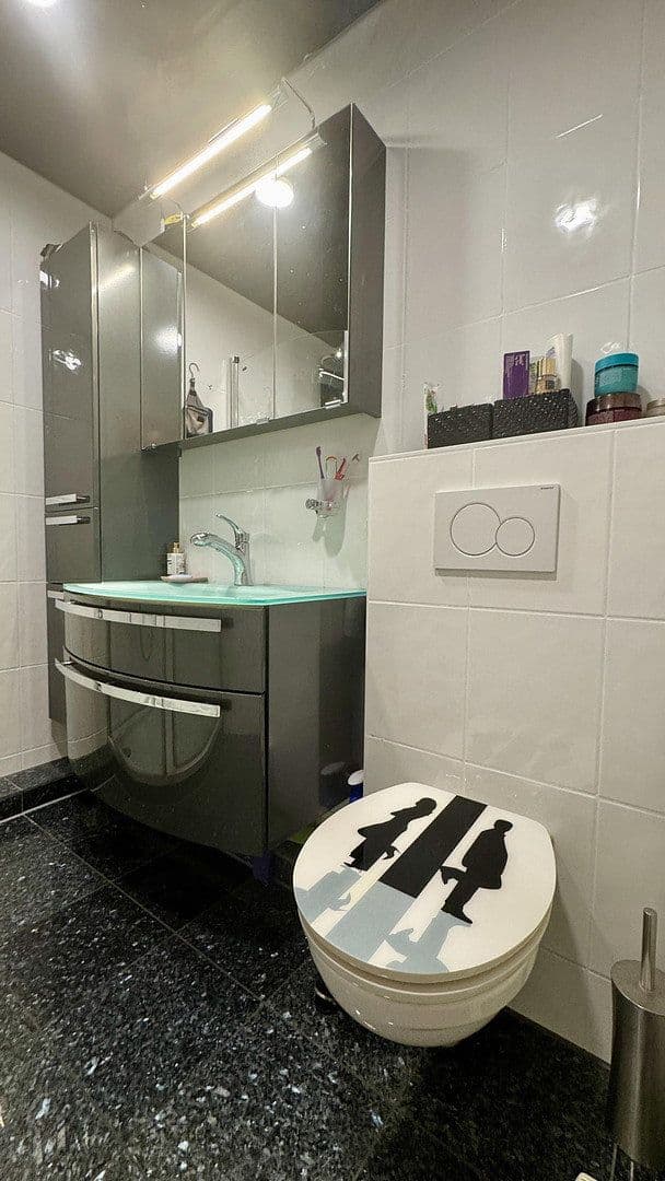 Predaj bytu 3-izbový 104 m², Ludwigshafen am Rhein, Porýnie-Falcko Predaj bytu 3-izbový 104 m², Ludwigshafen am Rhein, Porýnie-Falcko