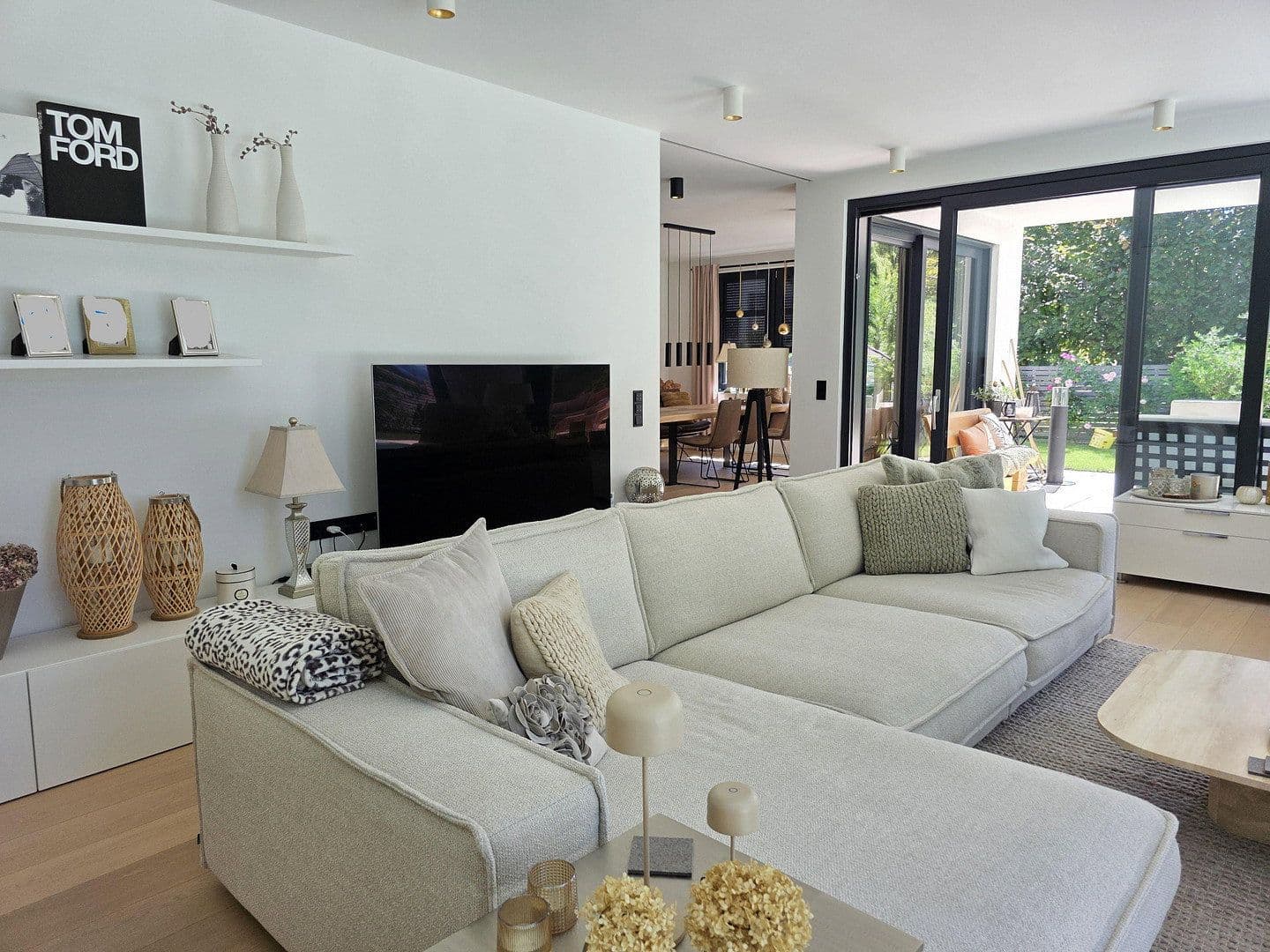 Predaj domu 202 m², pozemek 1.050 m², Wallerstein, Bavorsko Predaj domu 202 m², pozemek 1.050 m², Wallerstein, Bavorsko
