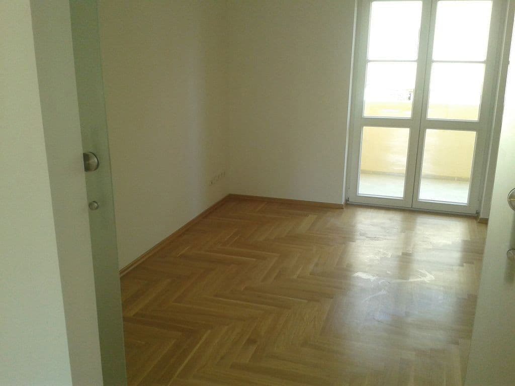 Prenájom bytu 2-izbový 45 m², Taucha, Sasko Prenájom bytu 2-izbový 45 m², Taucha, Sasko
