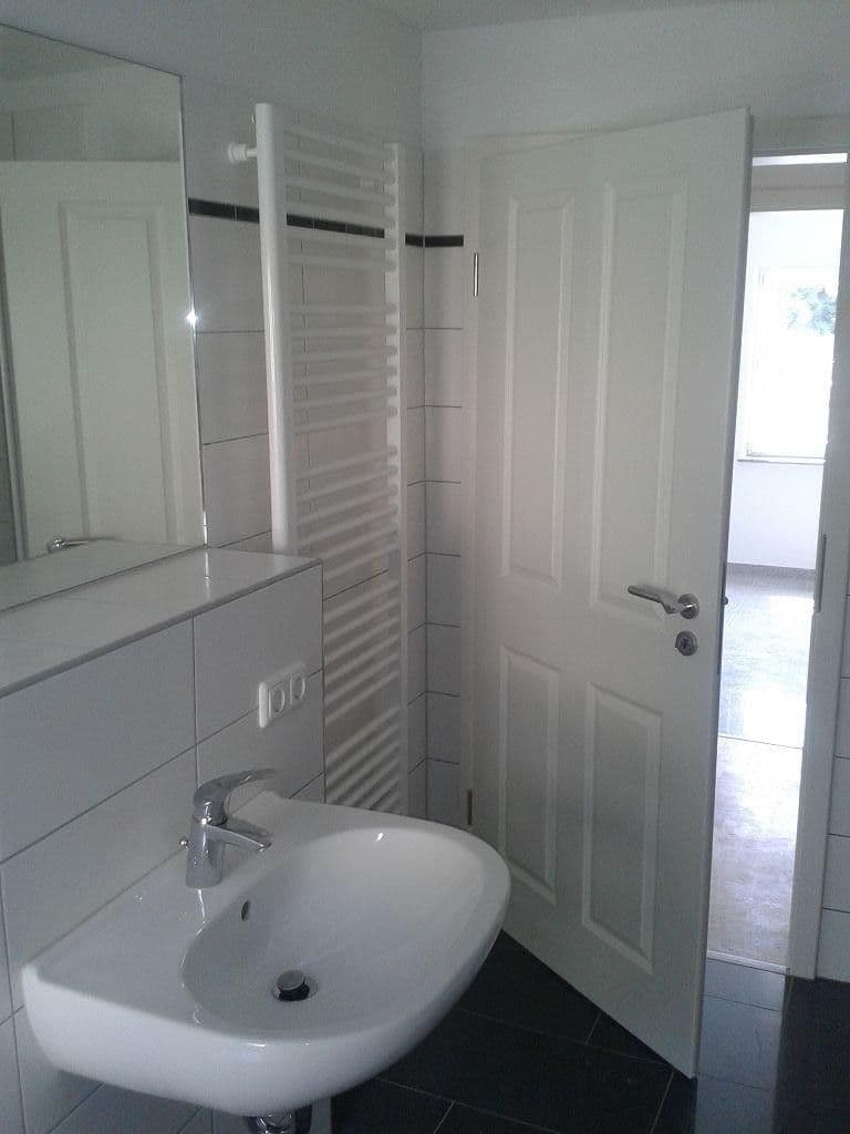 Prenájom bytu 2-izbový 45 m², Taucha, Sasko Prenájom bytu 2-izbový 45 m², Taucha, Sasko