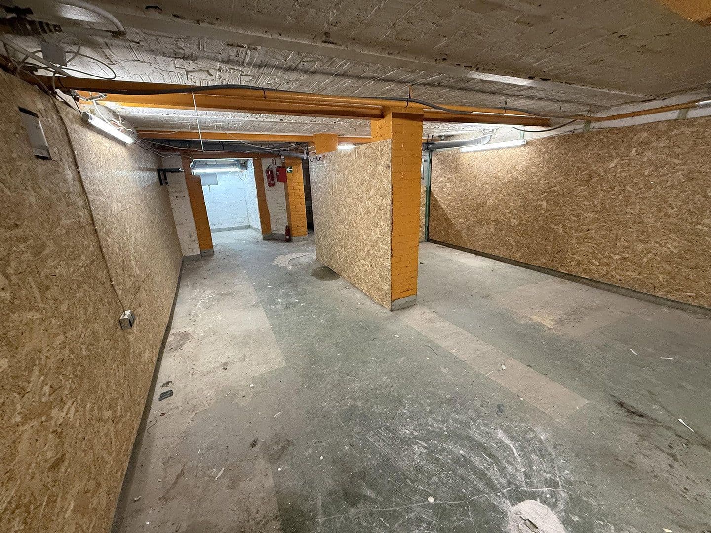 Prenájom nebytového priestoru 100 m², Stübbenstr. 10, Berlin, Berlín Prenájom nebytového priestoru 100 m², Stübbenstr. 10, Berlin, Berlín