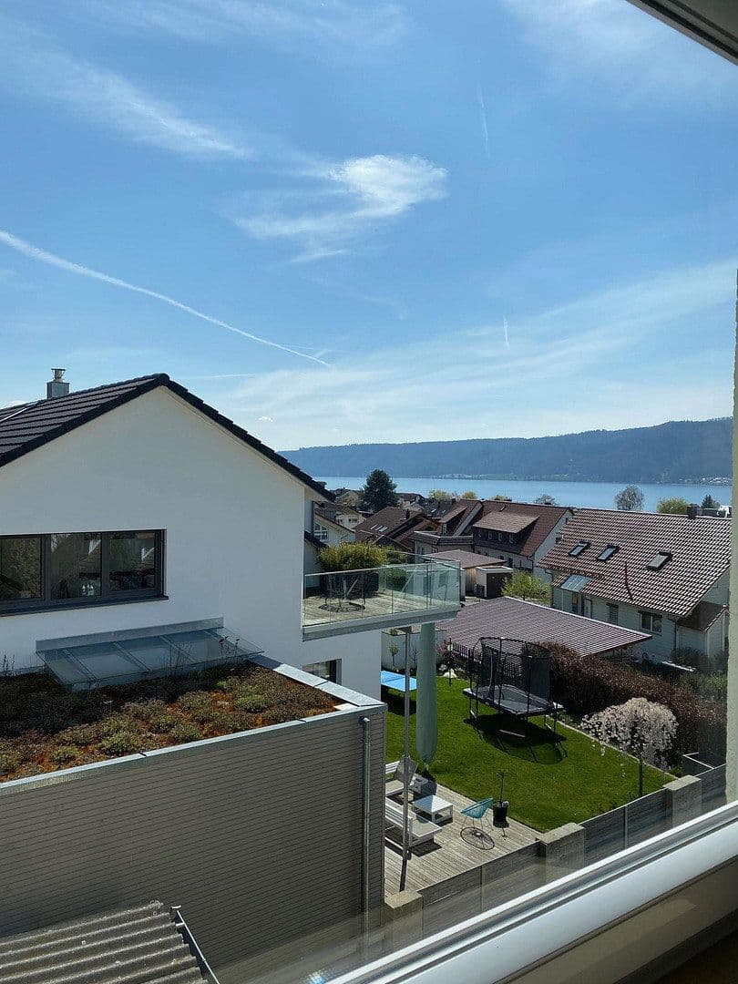 Prenájom bytu 7-izbový 200 m², Am Blütenhang 10, Bodman-Ludwigshafen, Bádensko-Wurttembersko Prenájom bytu 7-izbový 200 m², Am Blütenhang 10, Bodman-Ludwigshafen, Bádensko-Wurttembersko