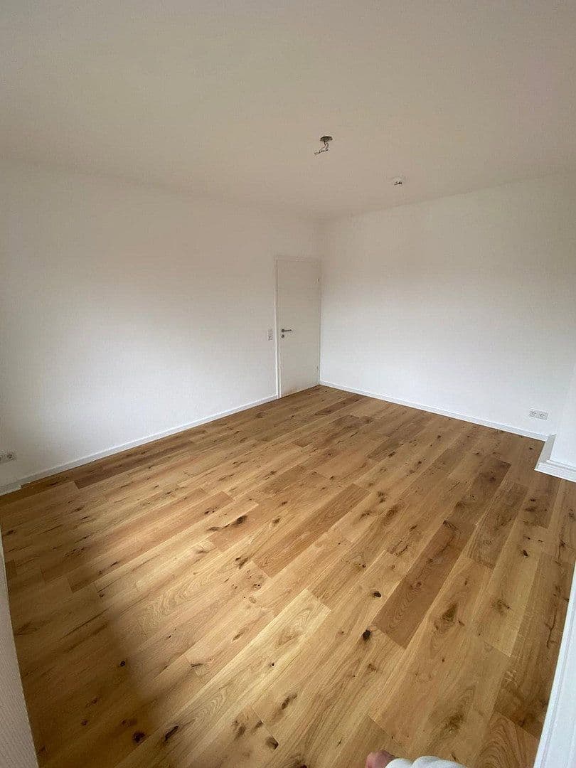 Prenájom bytu 1-izbový 74 m², Köln, Severné Porýnie - Westfálsko Prenájom bytu 1-izbový 74 m², Köln, Severné Porýnie - Westfálsko