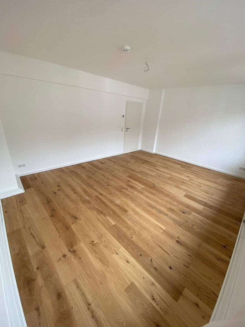 Prenájom bytu 1-izbový 74 m², Köln, Severné Porýnie - Westfálsko Prenájom bytu 1-izbový 74 m², Köln, Severné Porýnie - Westfálsko