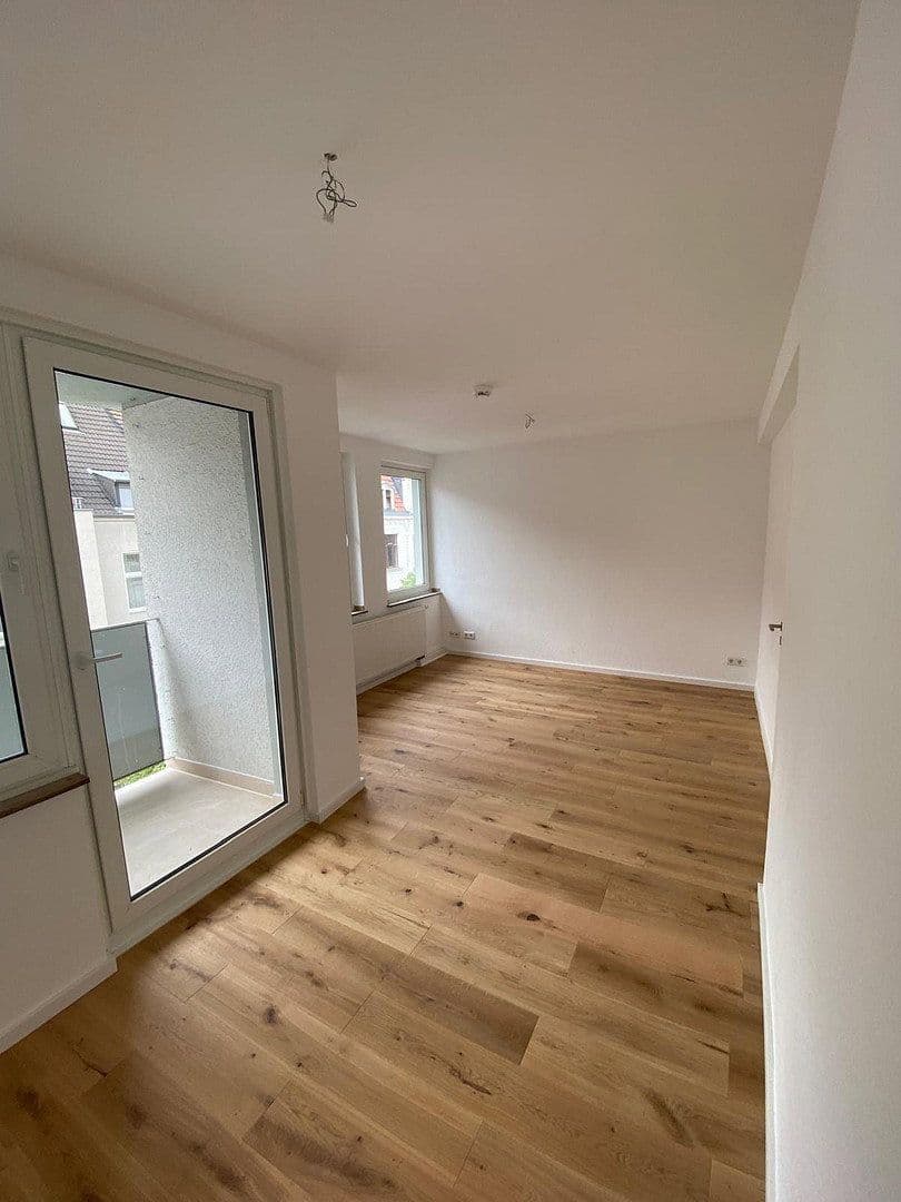 Prenájom bytu 1-izbový 74 m², Köln, Severné Porýnie - Westfálsko Prenájom bytu 1-izbový 74 m², Köln, Severné Porýnie - Westfálsko