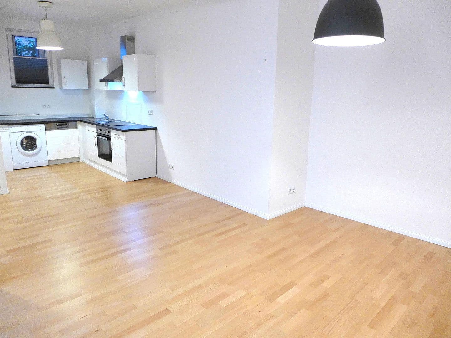 Prenájom bytu 3-izbový 72 m², Schweppermannstr.0, Nürnberg, Bavorsko Prenájom bytu 3-izbový 72 m², Schweppermannstr.0, Nürnberg, Bavorsko