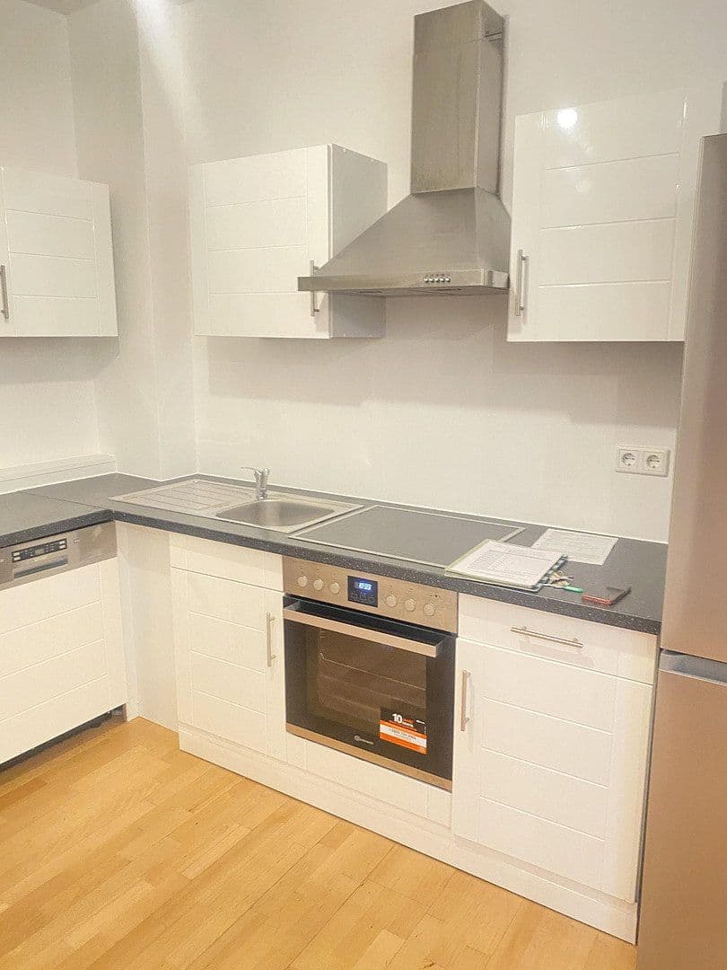 Prenájom bytu 3-izbový 72 m², Schweppermannstr.0, Nürnberg, Bavorsko Prenájom bytu 3-izbový 72 m², Schweppermannstr.0, Nürnberg, Bavorsko