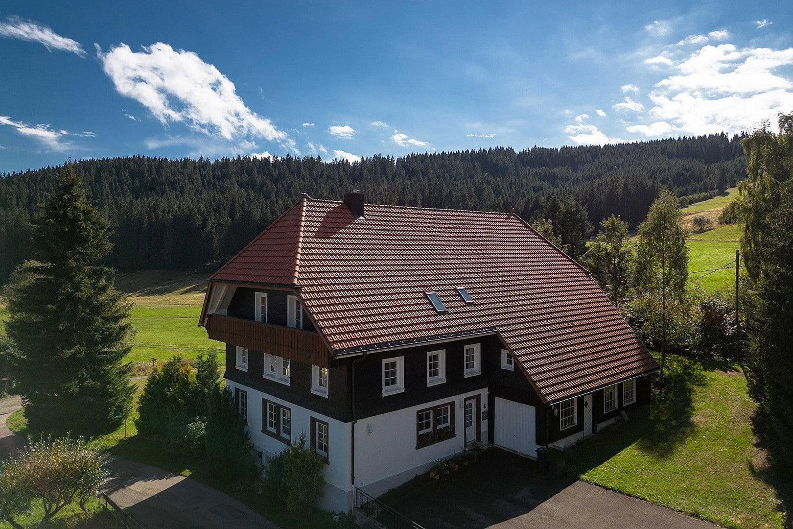 Predaj domu 320 m², pozemek 4.650 m², Schluchsee, Bádensko-Wurttembersko Predaj domu 320 m², pozemek 4.650 m², Schluchsee, Bádensko-Wurttembersko