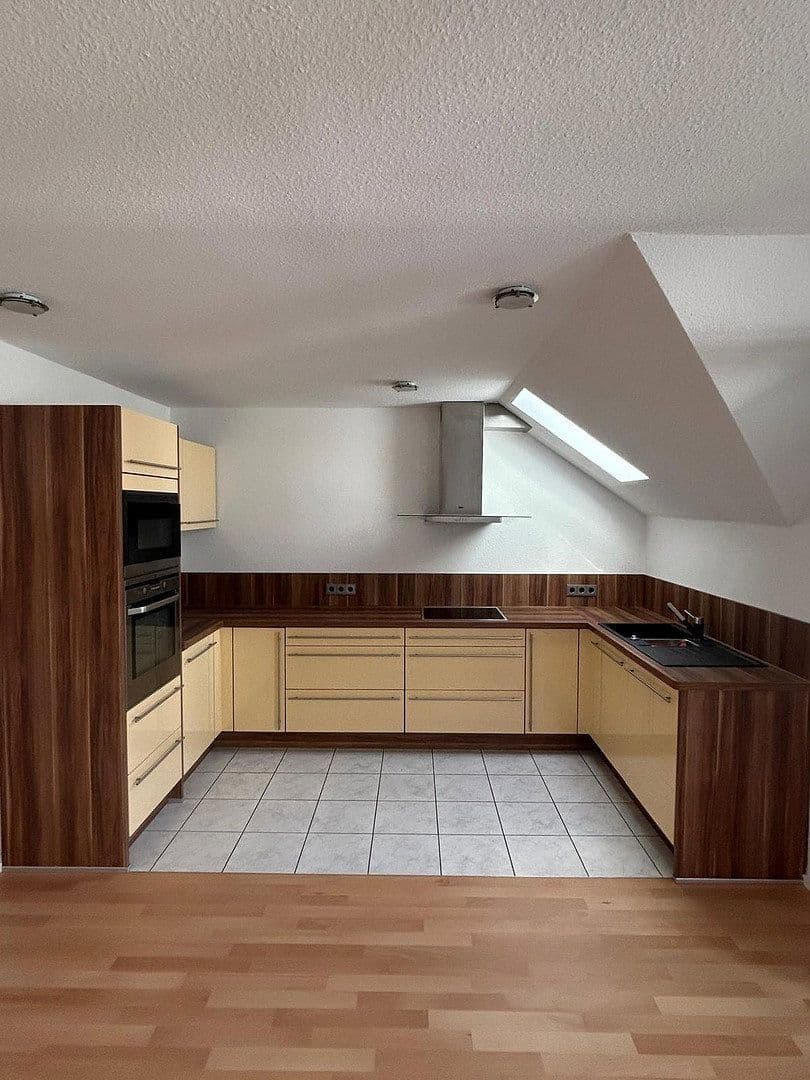 Predaj bytu 4-izbový 90 m², Clara-Schumann-Straße 34, Schwieberdingen, Bádensko-Wurttembersko Predaj bytu 4-izbový 90 m², Clara-Schumann-Straße 34, Schwieberdingen, Bádensko-Wurttembersko