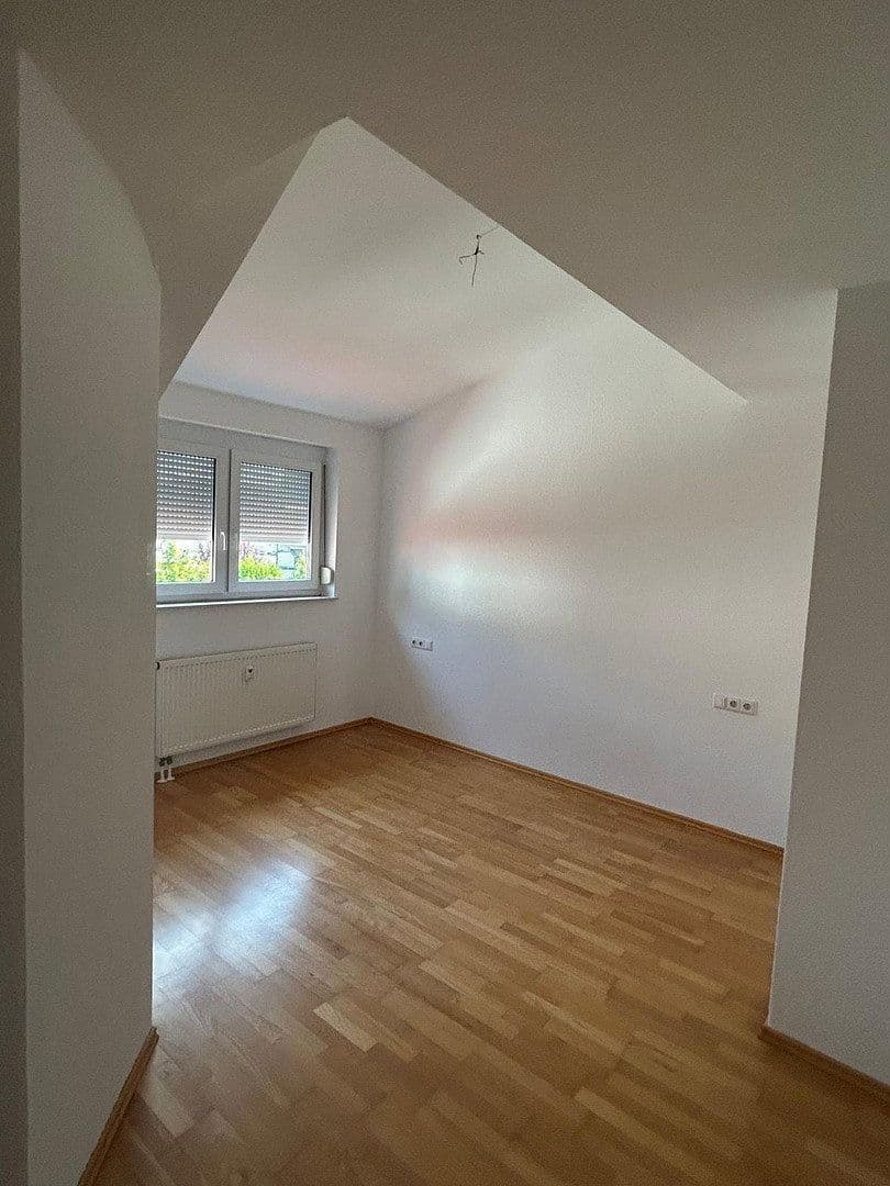 Predaj bytu 4-izbový 90 m², Clara-Schumann-Straße 34, Schwieberdingen, Bádensko-Wurttembersko Predaj bytu 4-izbový 90 m², Clara-Schumann-Straße 34, Schwieberdingen, Bádensko-Wurttembersko