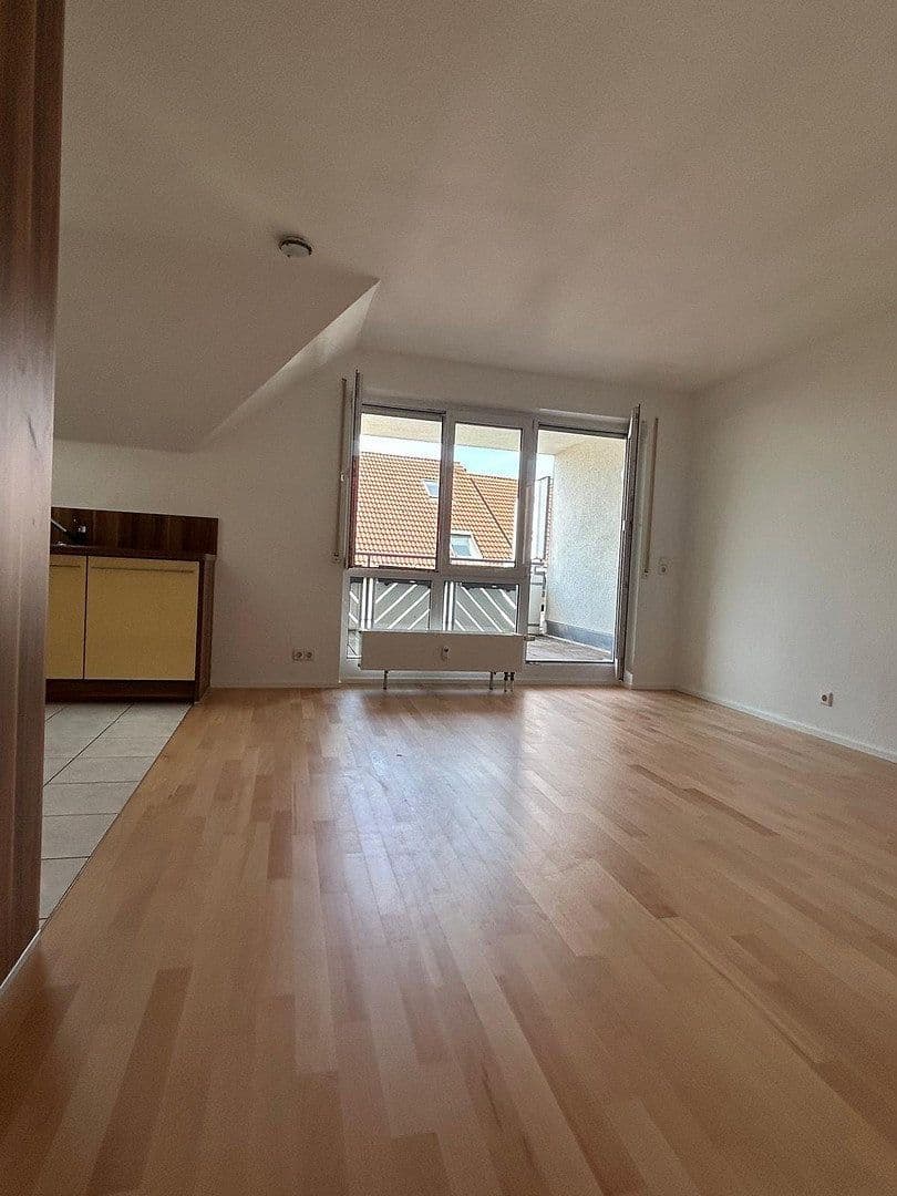 Predaj bytu 4-izbový 90 m², Clara-Schumann-Straße 34, Schwieberdingen, Bádensko-Wurttembersko Predaj bytu 4-izbový 90 m², Clara-Schumann-Straße 34, Schwieberdingen, Bádensko-Wurttembersko