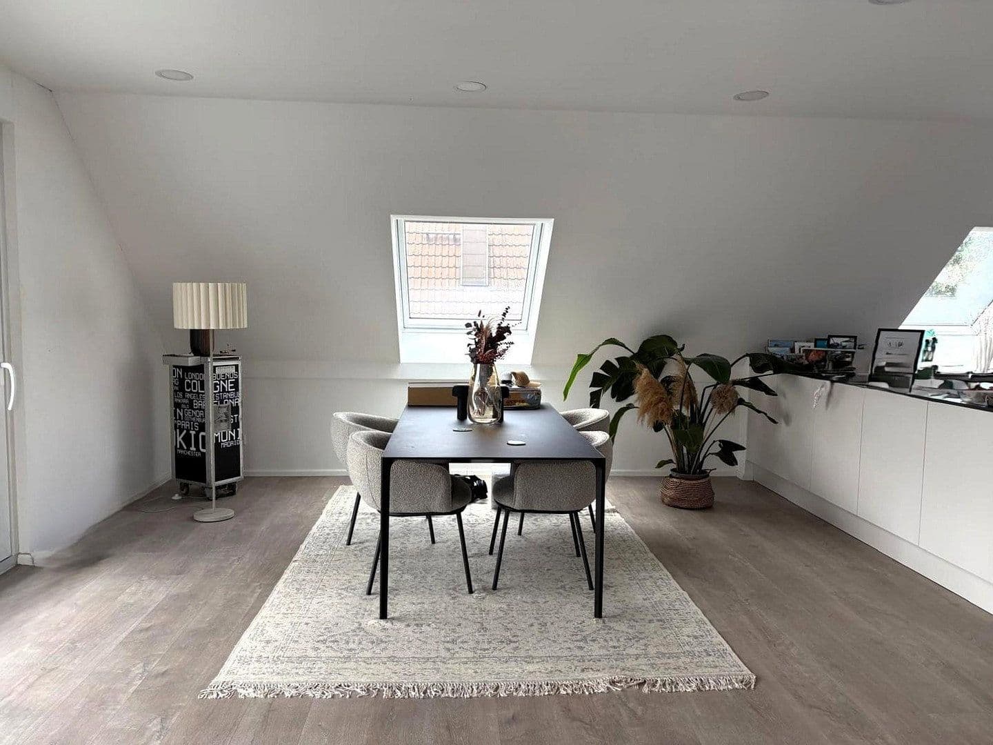 Prenájom bytu 4-izbový 104 m², Spessartstraße 36, Dietzenbach, Hesensko Prenájom bytu 4-izbový 104 m², Spessartstraße 36, Dietzenbach, Hesensko