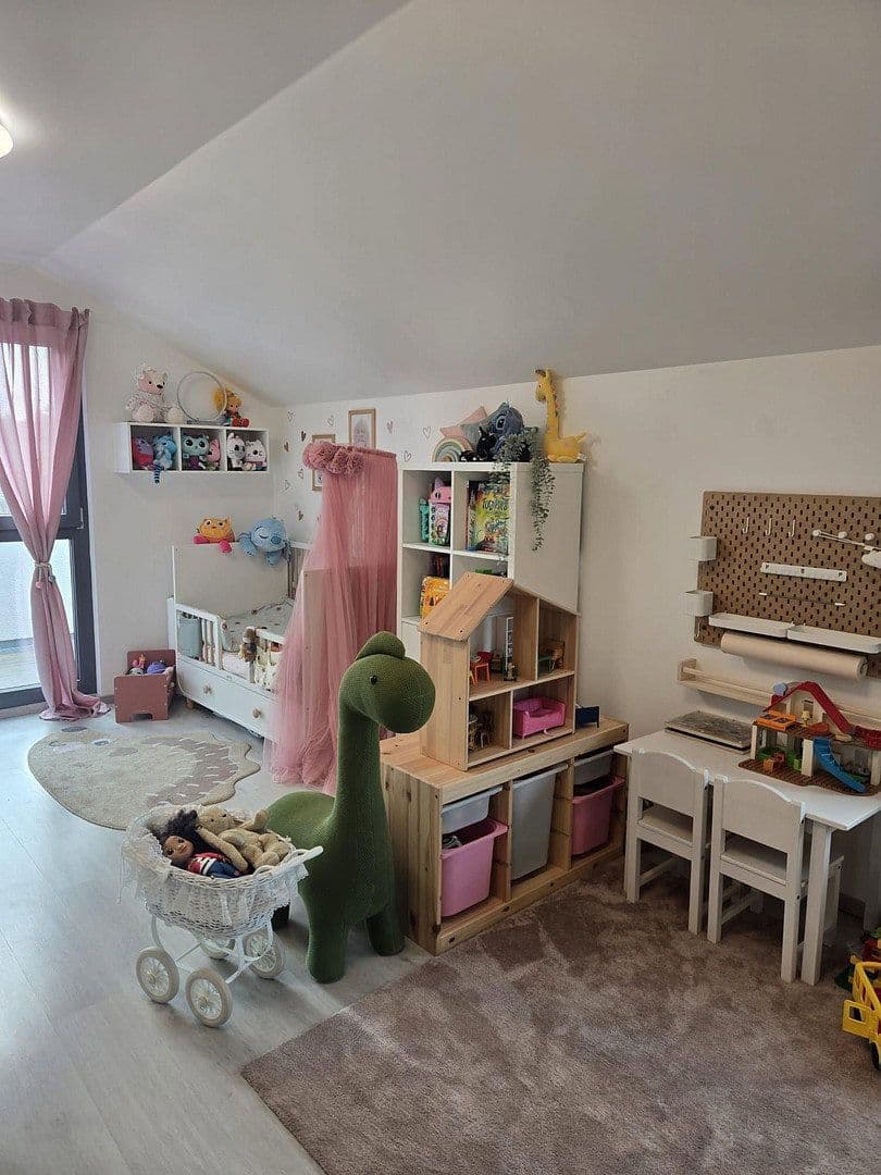 Predaj domu 193 m², pozemek 563 m², Raphaelstraße 1a, Dentlein am Forst, Bavorsko Predaj domu 193 m², pozemek 563 m², Raphaelstraße 1a, Dentlein am Forst, Bavorsko