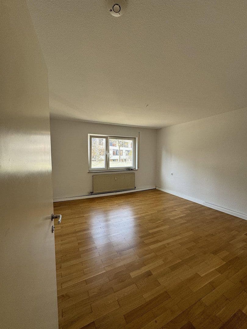 Prenájom bytu 3-izbový 78 m², Hohenheimer Str. 72, Stuttgart, Bádensko-Wurttembersko Prenájom bytu 3-izbový 78 m², Hohenheimer Str. 72, Stuttgart, Bádensko-Wurttembersko