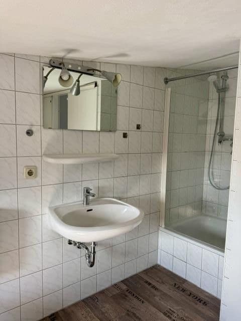 Predaj bytu 5-izbový 83 m², Samwerstr. 36, Kiel, Šlezvicko-Holštajnsko Predaj bytu 5-izbový 83 m², Samwerstr. 36, Kiel, Šlezvicko-Holštajnsko