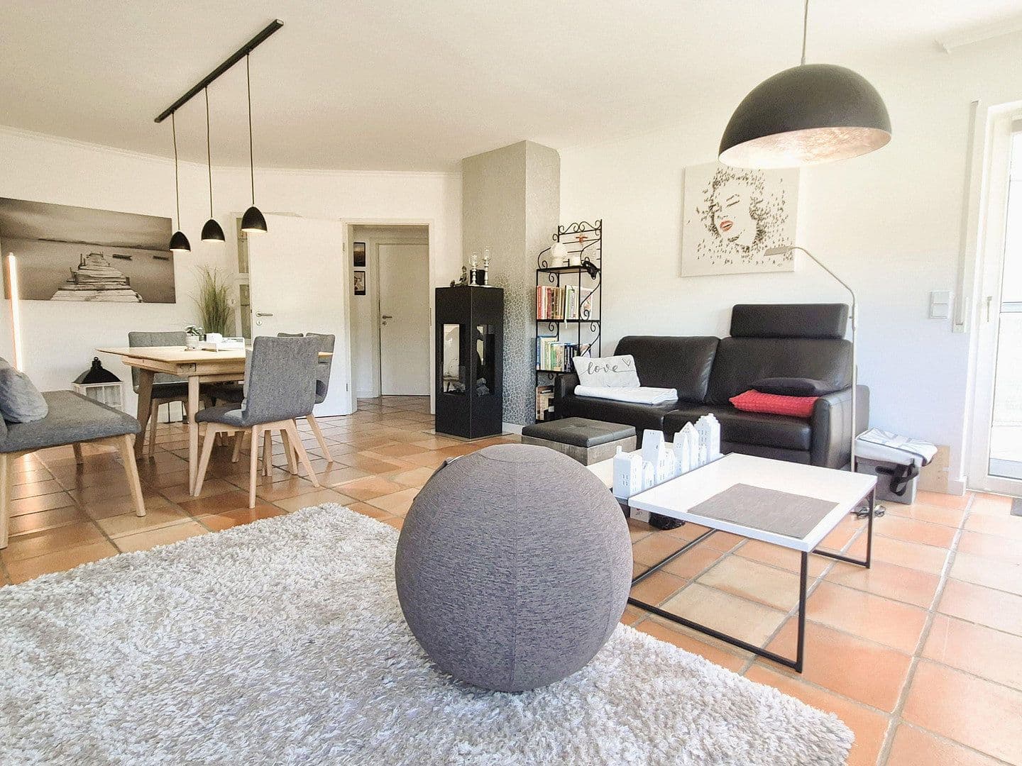 Predaj bytu 3-izbový 105 m², Rödermark, Hesensko Predaj bytu 3-izbový 105 m², Rödermark, Hesensko