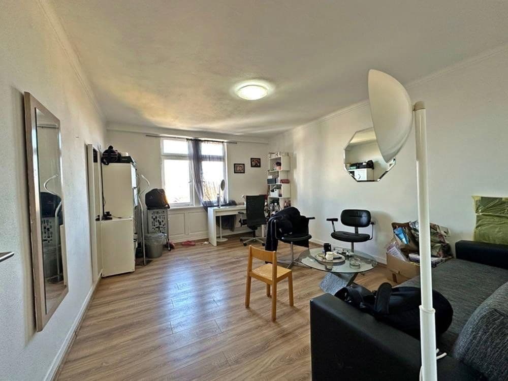 Prenájom bytu 5-izbový 122 m², Bahnhofstraße 14, Dußlingen, Bádensko-Wurttembersko Prenájom bytu 5-izbový 122 m², Bahnhofstraße 14, Dußlingen, Bádensko-Wurttembersko
