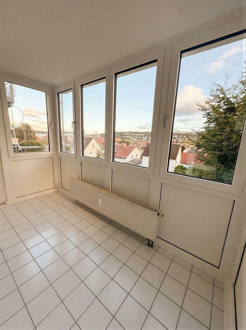 Prenájom bytu 2-izbový 60 m², Stuttgart, Bádensko-Wurttembersko Prenájom bytu 2-izbový 60 m², Stuttgart, Bádensko-Wurttembersko