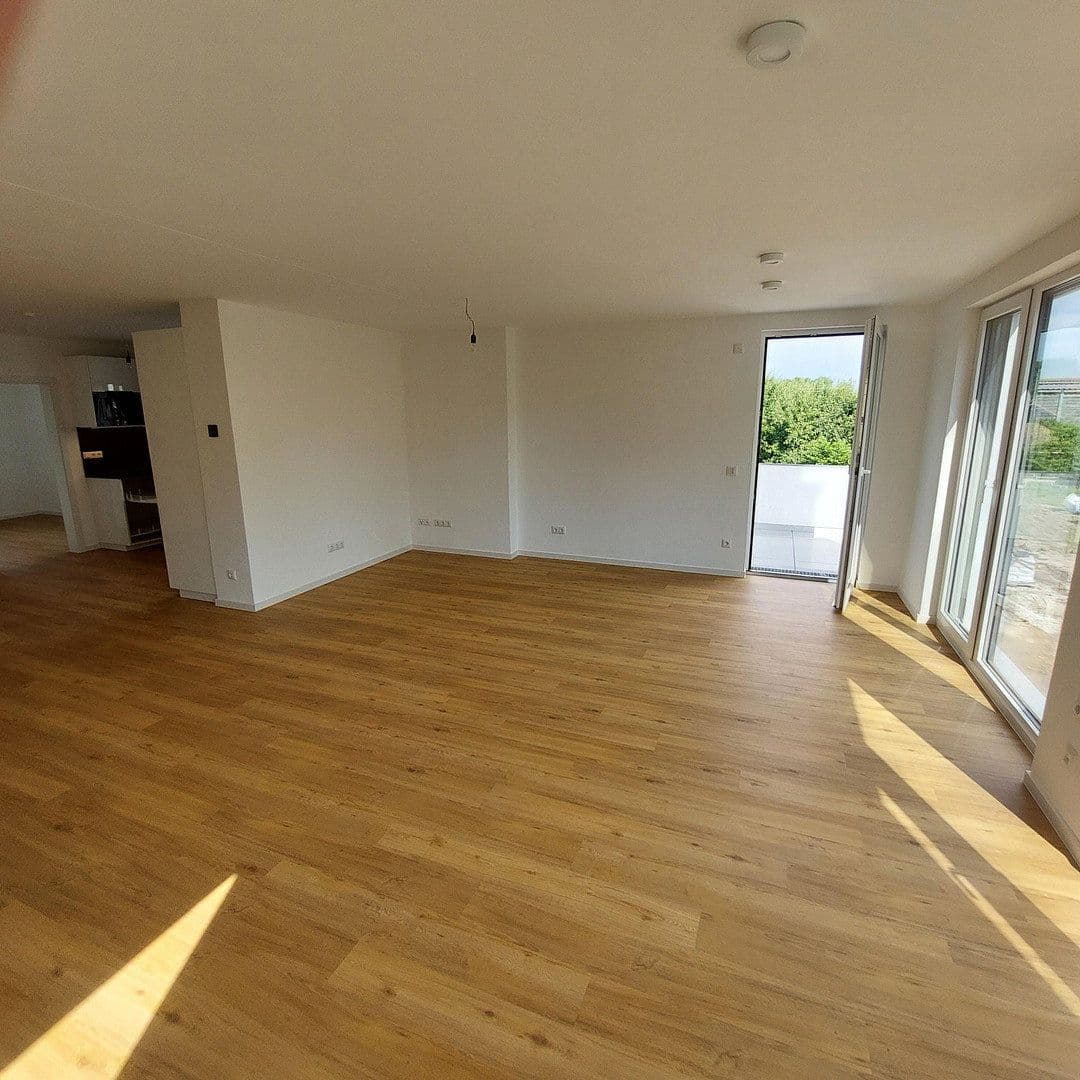 Prenájom bytu 4-izbový 117 m², Hemau, Bavorsko Prenájom bytu 4-izbový 117 m², Hemau, Bavorsko