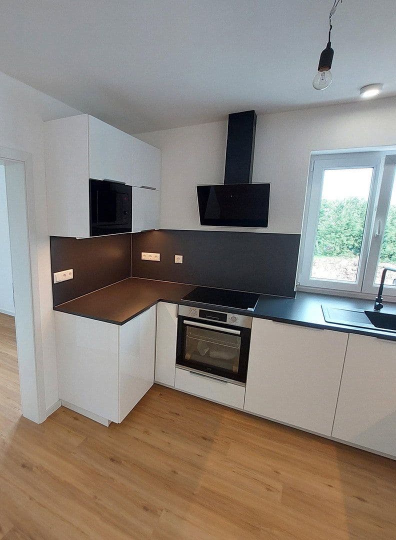 Prenájom bytu 4-izbový 117 m², Hemau, Bavorsko Prenájom bytu 4-izbový 117 m², Hemau, Bavorsko