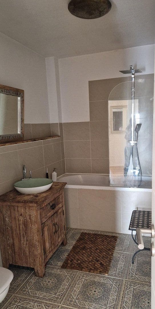 Predaj bytu 3-izbový 77 m², Bonn, Severné Porýnie - Westfálsko Predaj bytu 3-izbový 77 m², Bonn, Severné Porýnie - Westfálsko