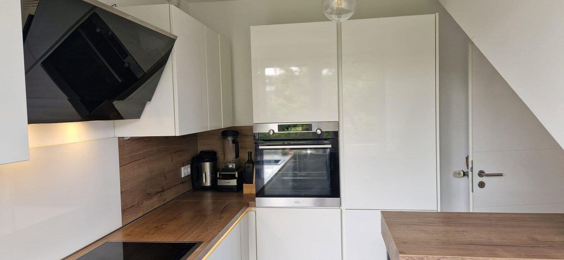 Predaj bytu 3-izbový 77 m², Bonn, Severné Porýnie - Westfálsko Predaj bytu 3-izbový 77 m², Bonn, Severné Porýnie - Westfálsko