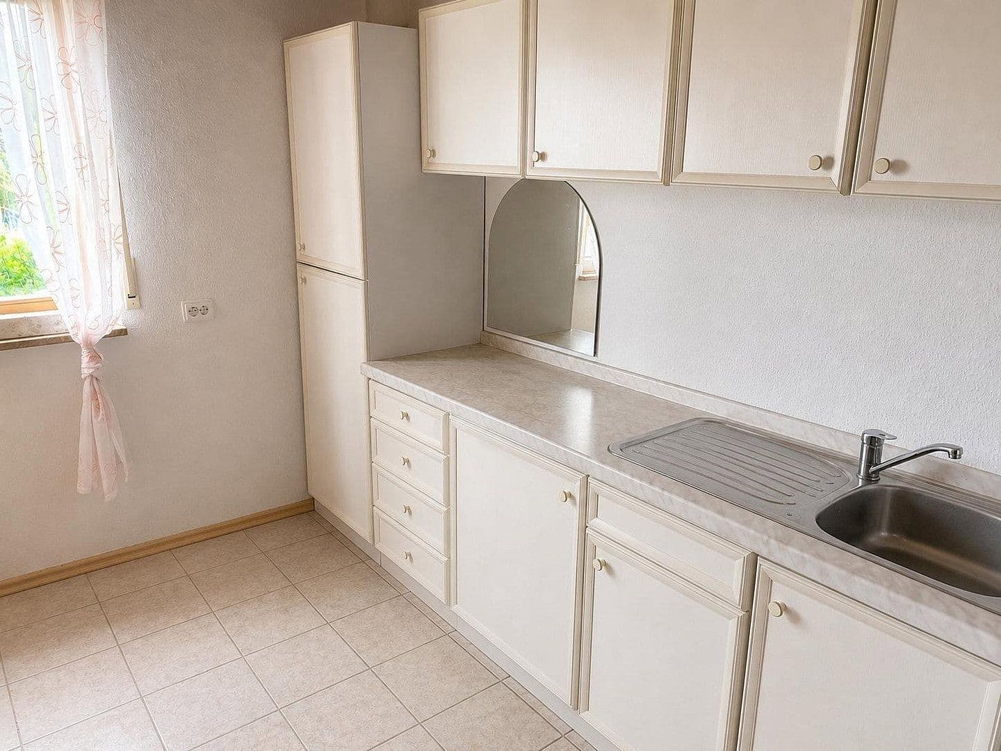 Prenájom domu 138 m², pozemek 668 m², Bergmannstraße 10, Peißenberg, Bavorsko Prenájom domu 138 m², pozemek 668 m², Bergmannstraße 10, Peißenberg, Bavorsko
