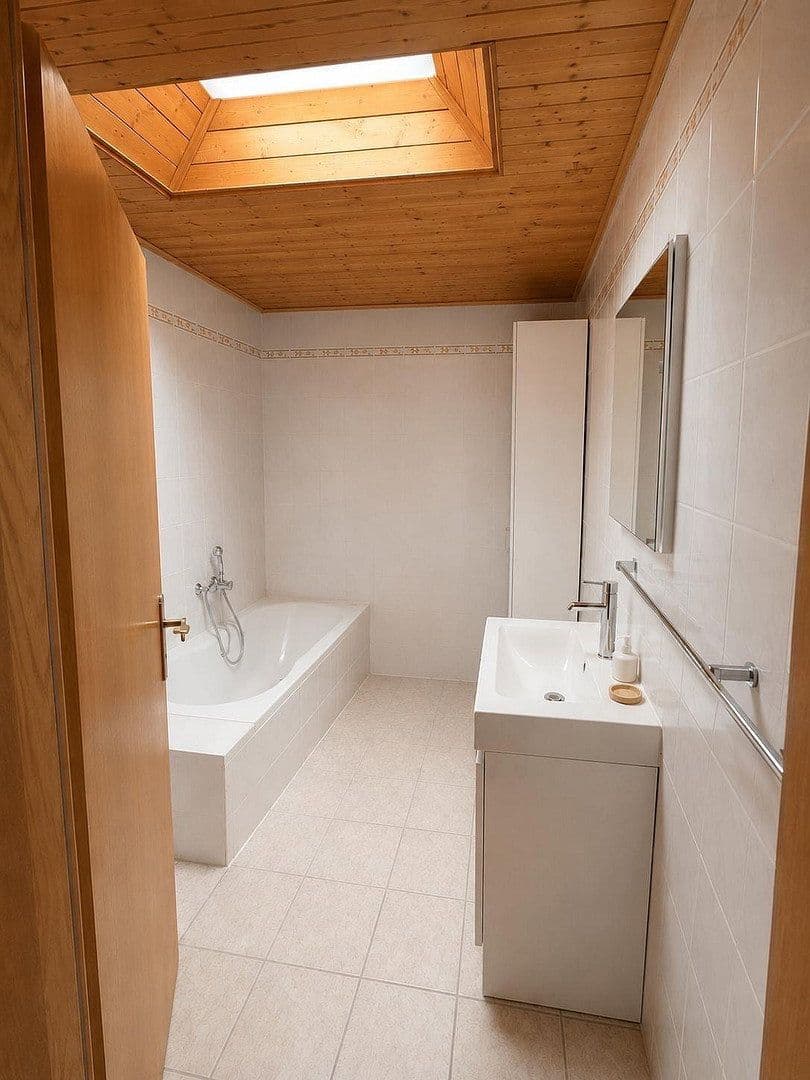 Prenájom domu 138 m², pozemek 668 m², Bergmannstraße 10, Peißenberg, Bavorsko Prenájom domu 138 m², pozemek 668 m², Bergmannstraße 10, Peißenberg, Bavorsko